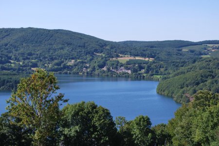 Lac du Laouzas pres La maison de Payrac